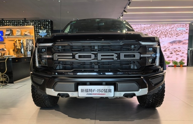 82.88萬起！福特F-150猛禽新款登場，性能再升級