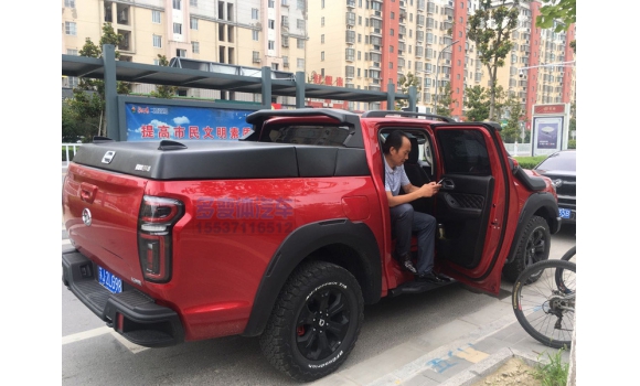長城炮皮卡改裝多變體汽車智能皮卡后箱蓋